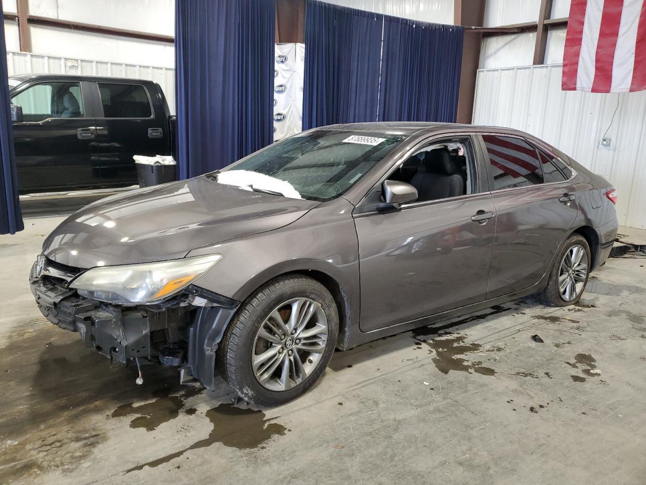 2016 TOYOTA CAMRY LE