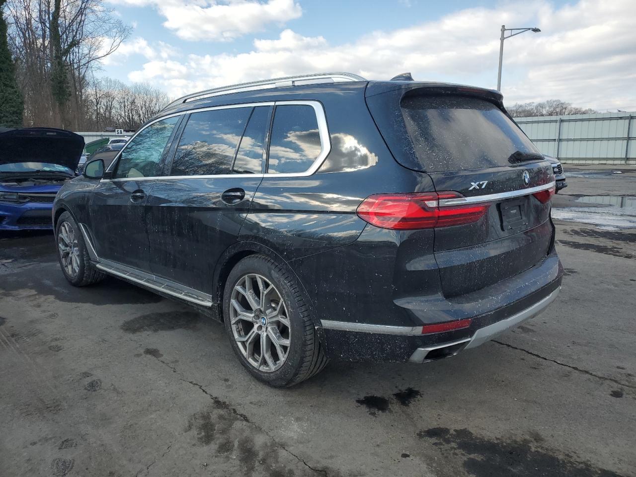 2021 BMW X7 XDRIVE4 - Фото 2