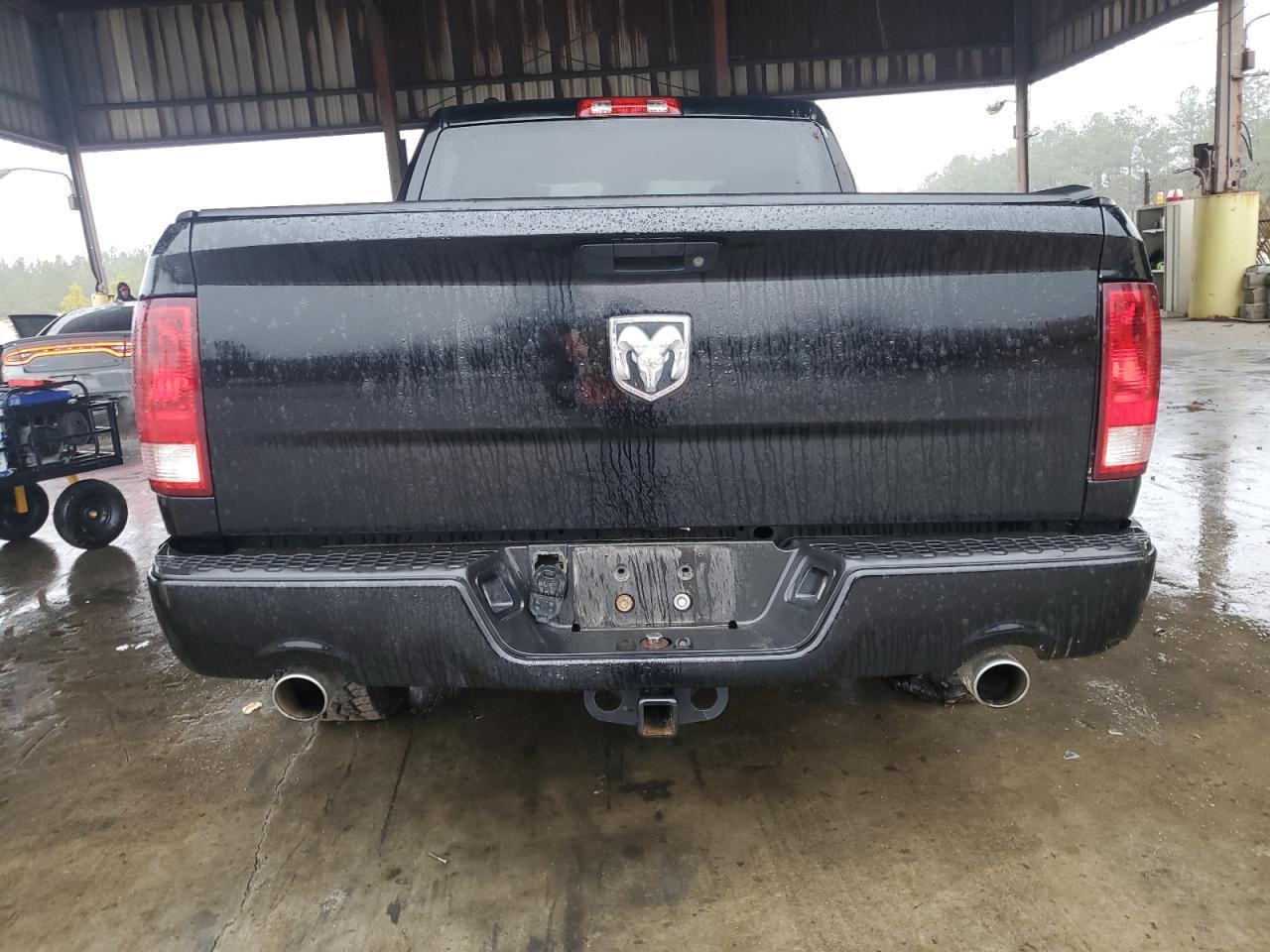 2014 RAM 1500 ST - Image 6
