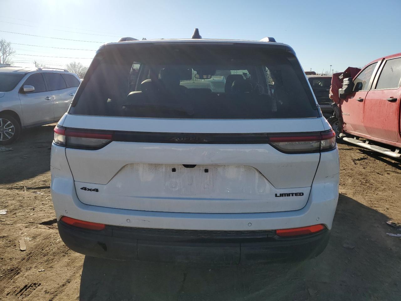 2024 JEEP GRAND CHER - Image 6