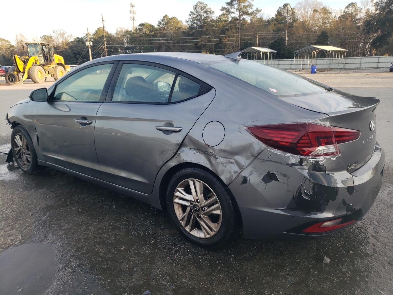 2019 HYUNDAI ELANTRA SE - Image 2