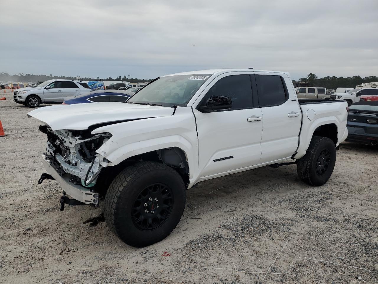 2024 TOYOTA TACOMA DOU