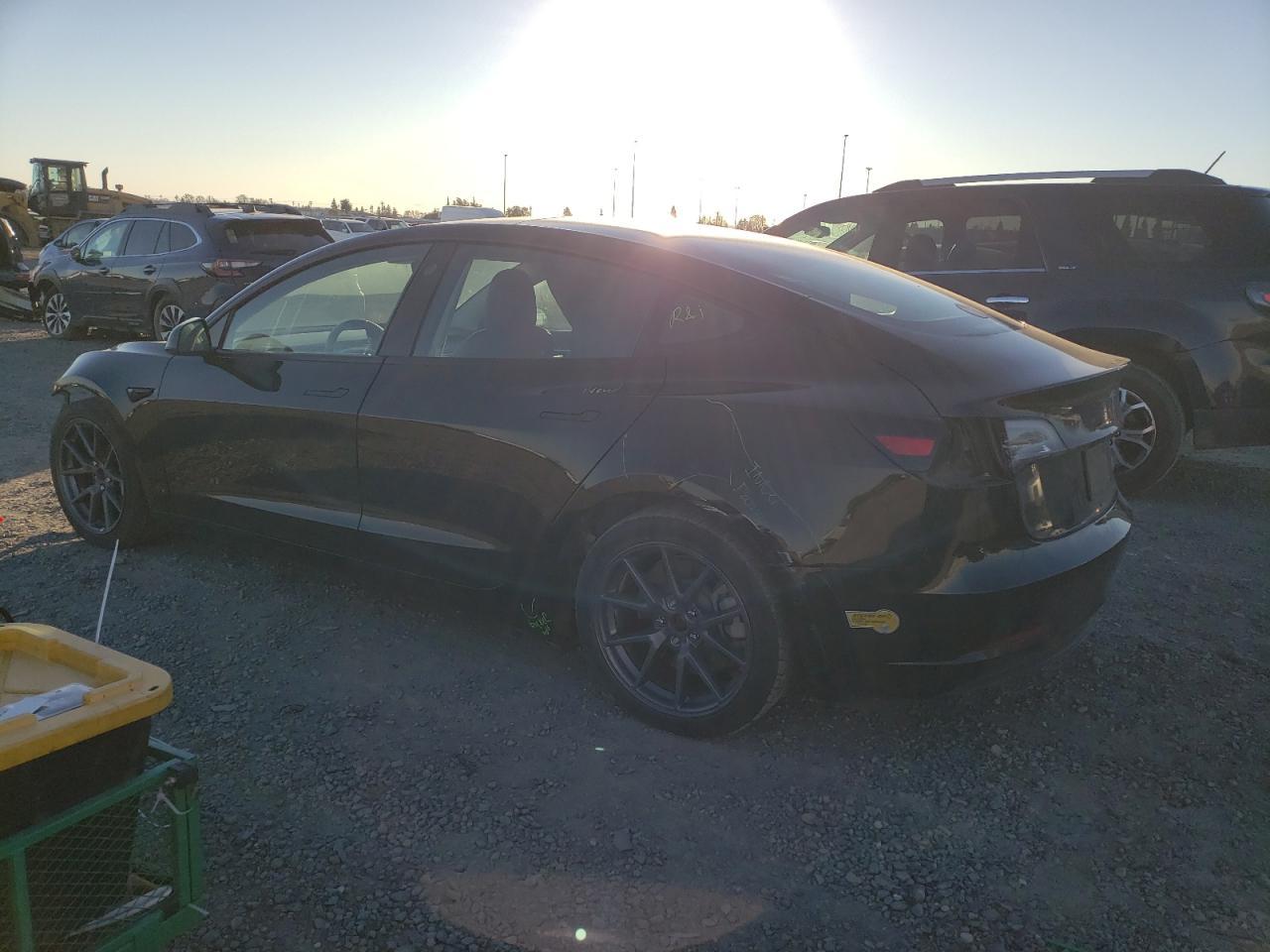 2022 TESLA MODEL 3 - Image 2