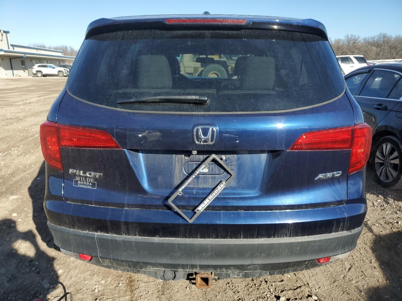 2017 HONDA PILOT EXLN - Image 6