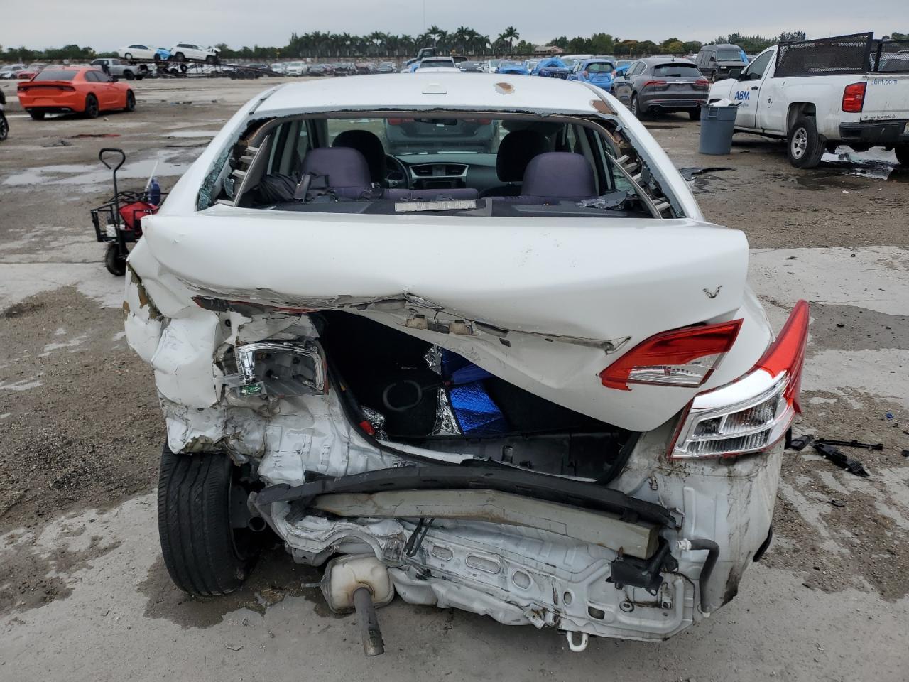 2017 NISSAN SENTRA S - Image 6