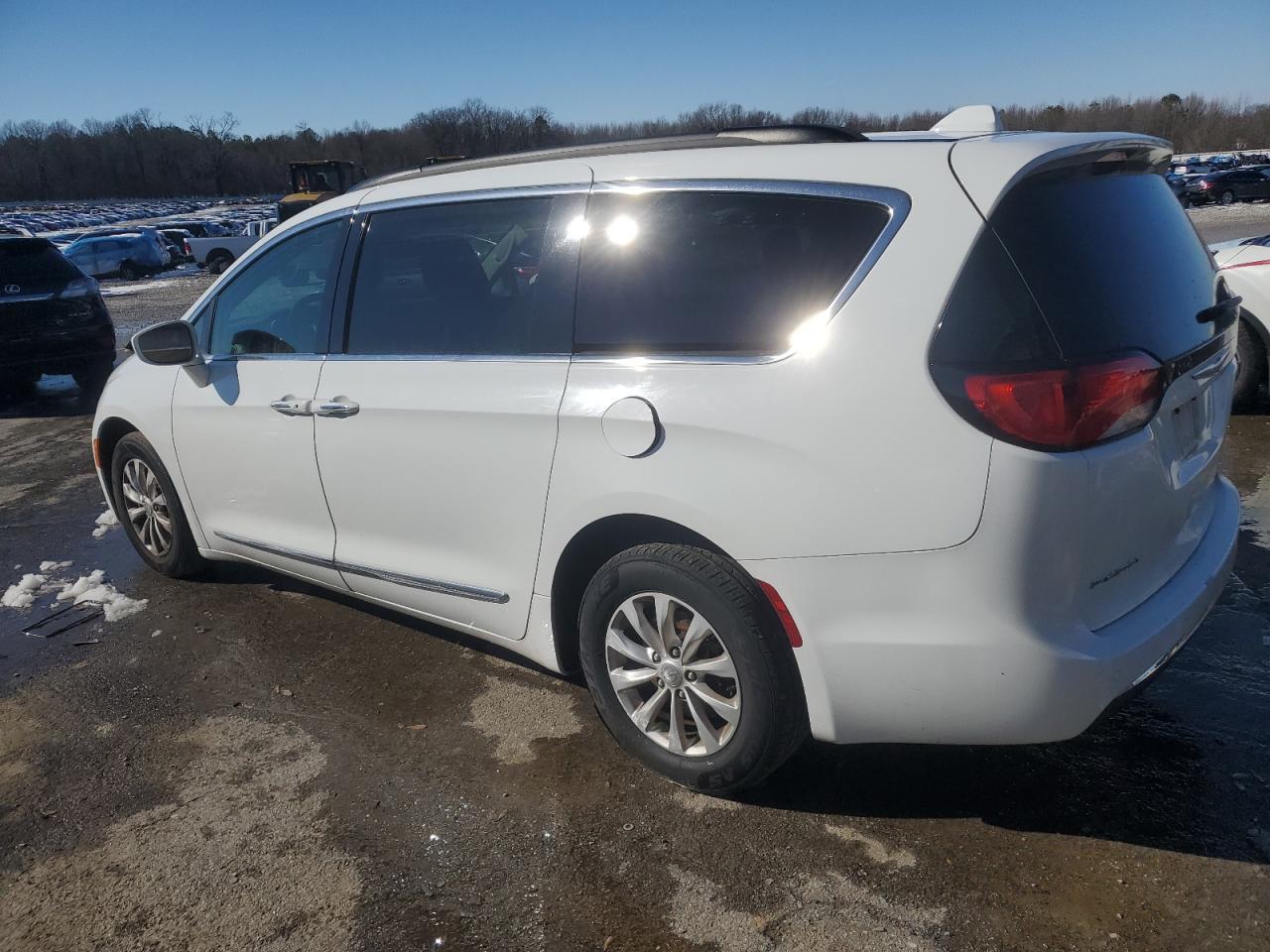 2017 CHRYSLER PACIFICA T - Фото 2