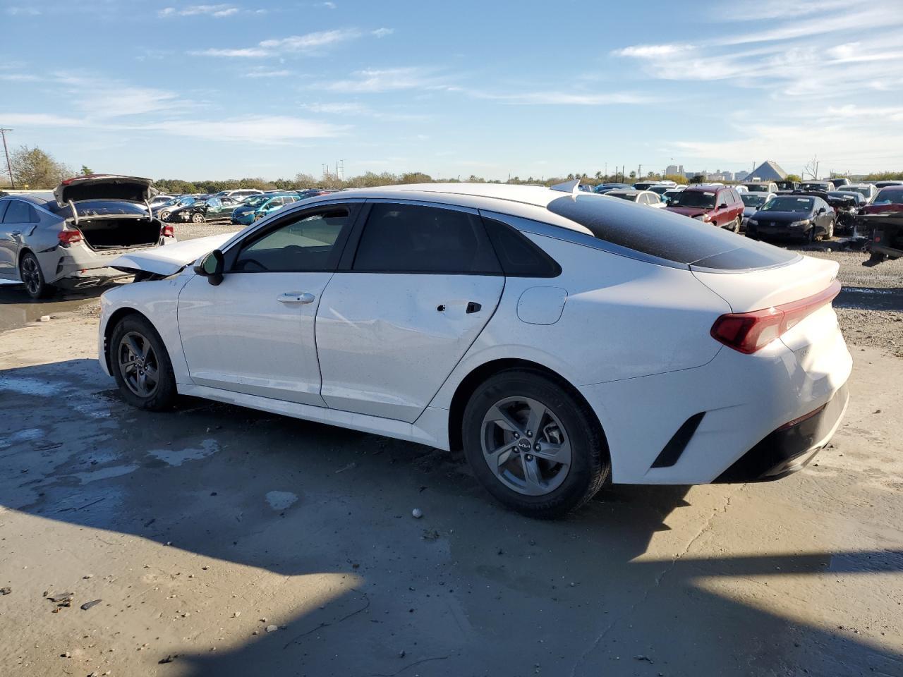 2023 KIA K5 LXS - Image 2