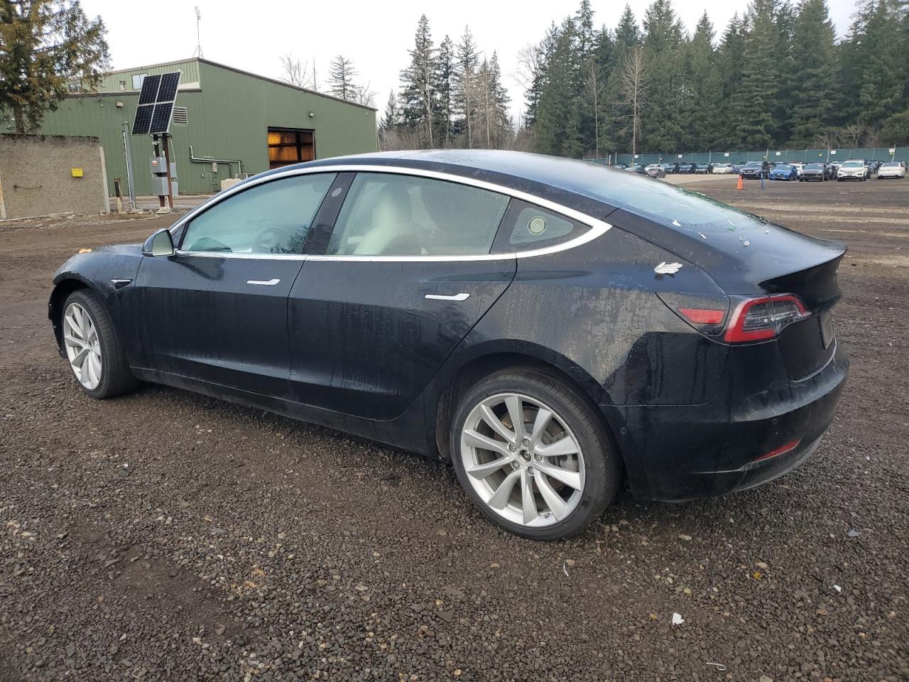 2019 TESLA MODEL 3 - Image 2