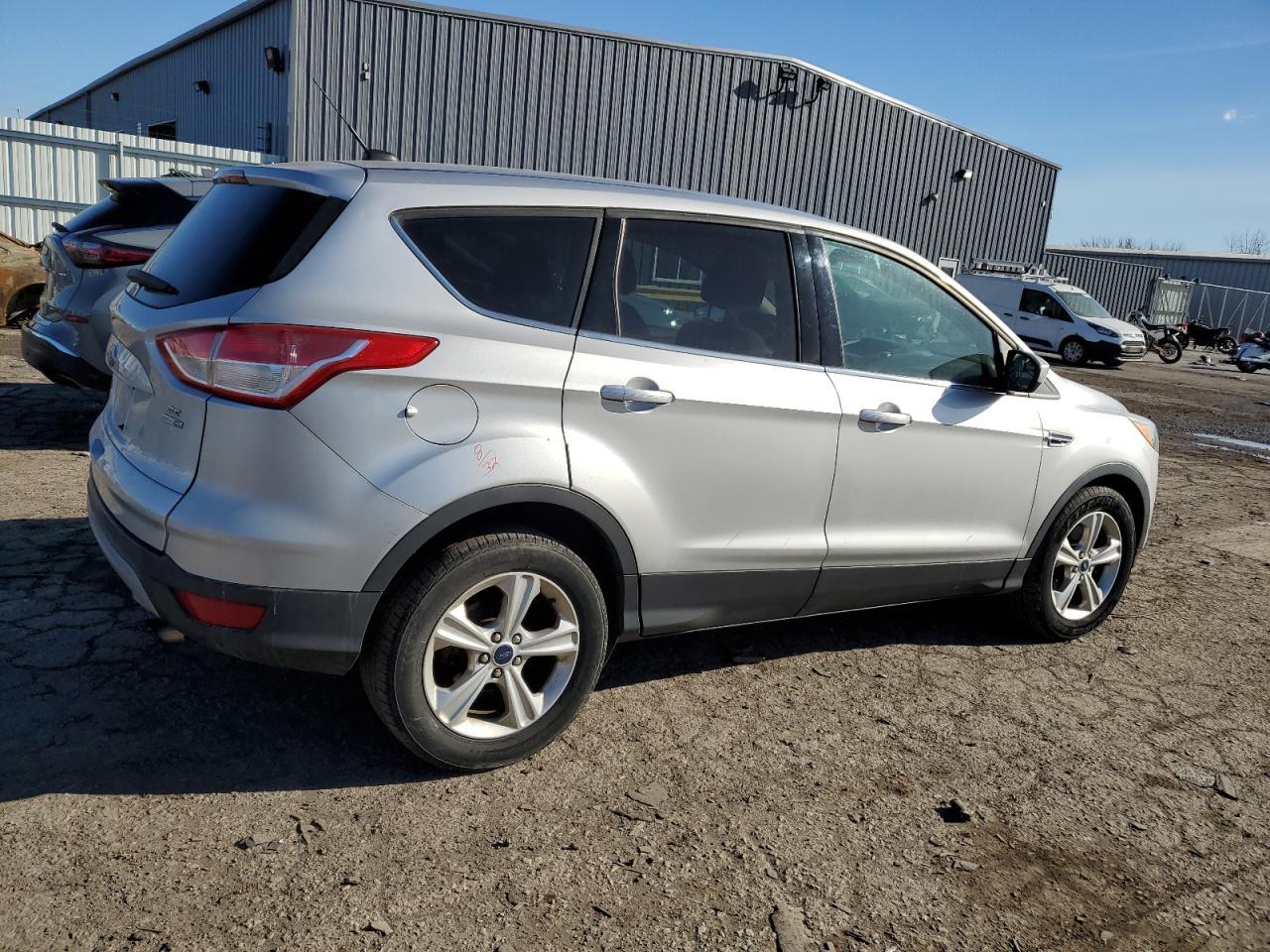 2015 FORD ESCAPE SE - Image 3