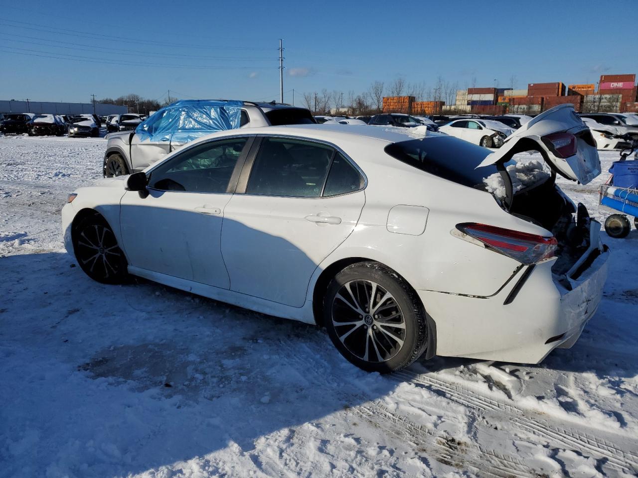 2019 TOYOTA CAMRY L - Фото 2