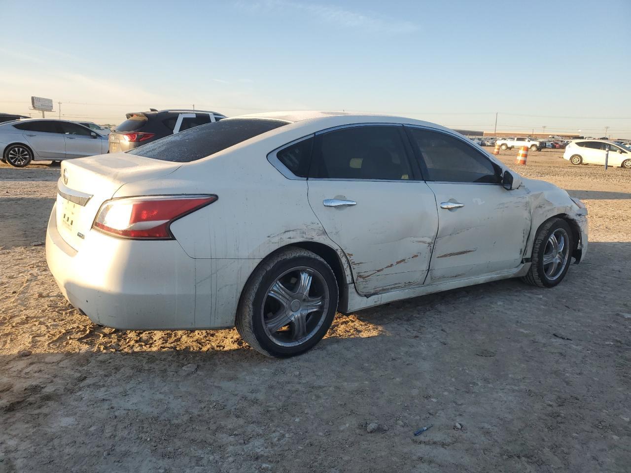 2014 NISSAN ALTIMA 2.5 - Фото 3