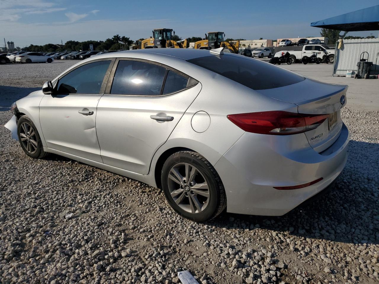 2017 HYUNDAI ELANTRA SE - Фото 2