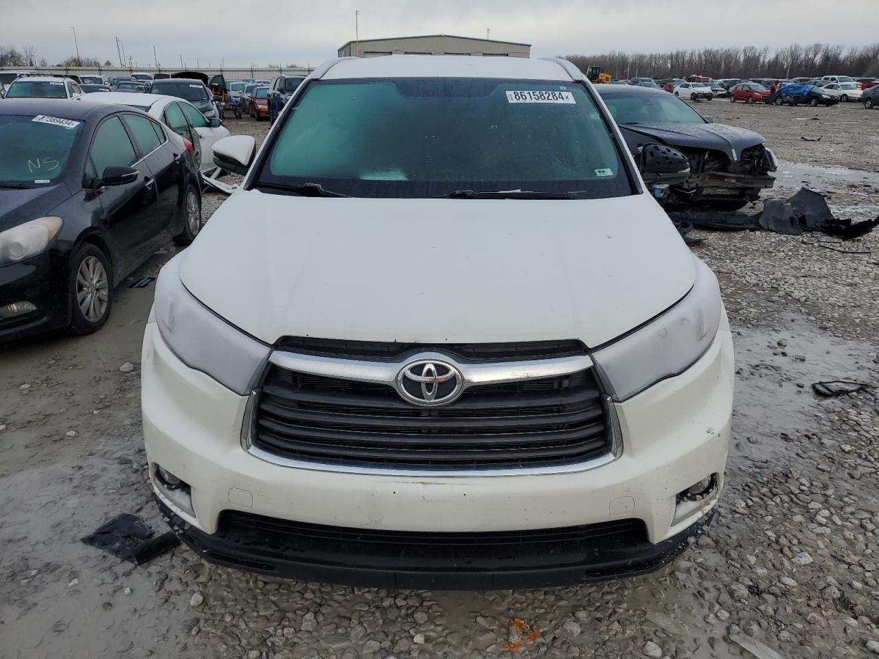 2014 TOYOTA HIGHLANDER - Image 5