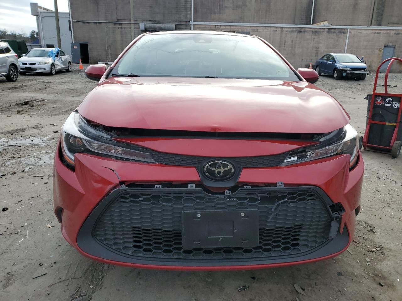 2021 TOYOTA COROLLA LE - Фото 5