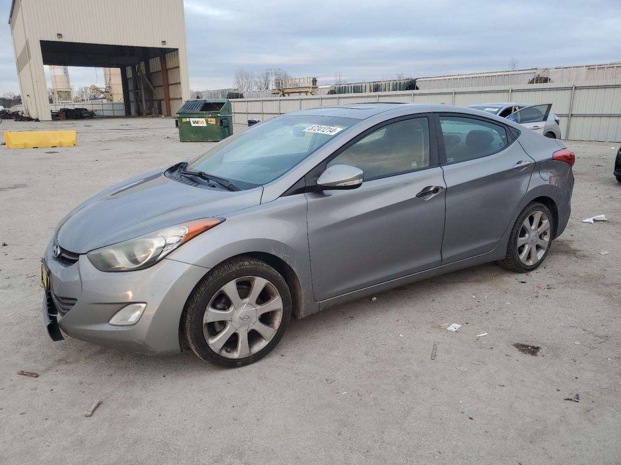 2013 HYUNDAI ELANTRA GL
