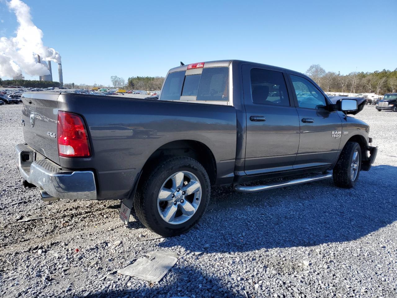 2019 RAM 1500 CLASS - Image 3