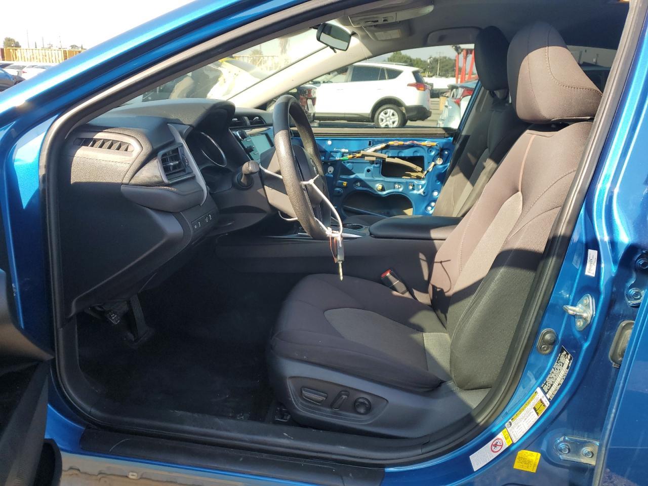 2019 TOYOTA CAMRY L - Image 7