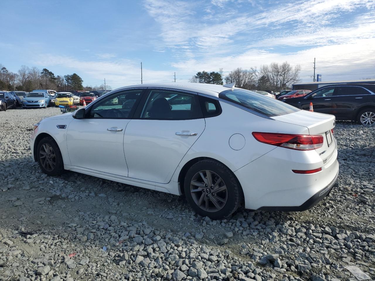 2019 KIA OPTIMA LX - Фото 2