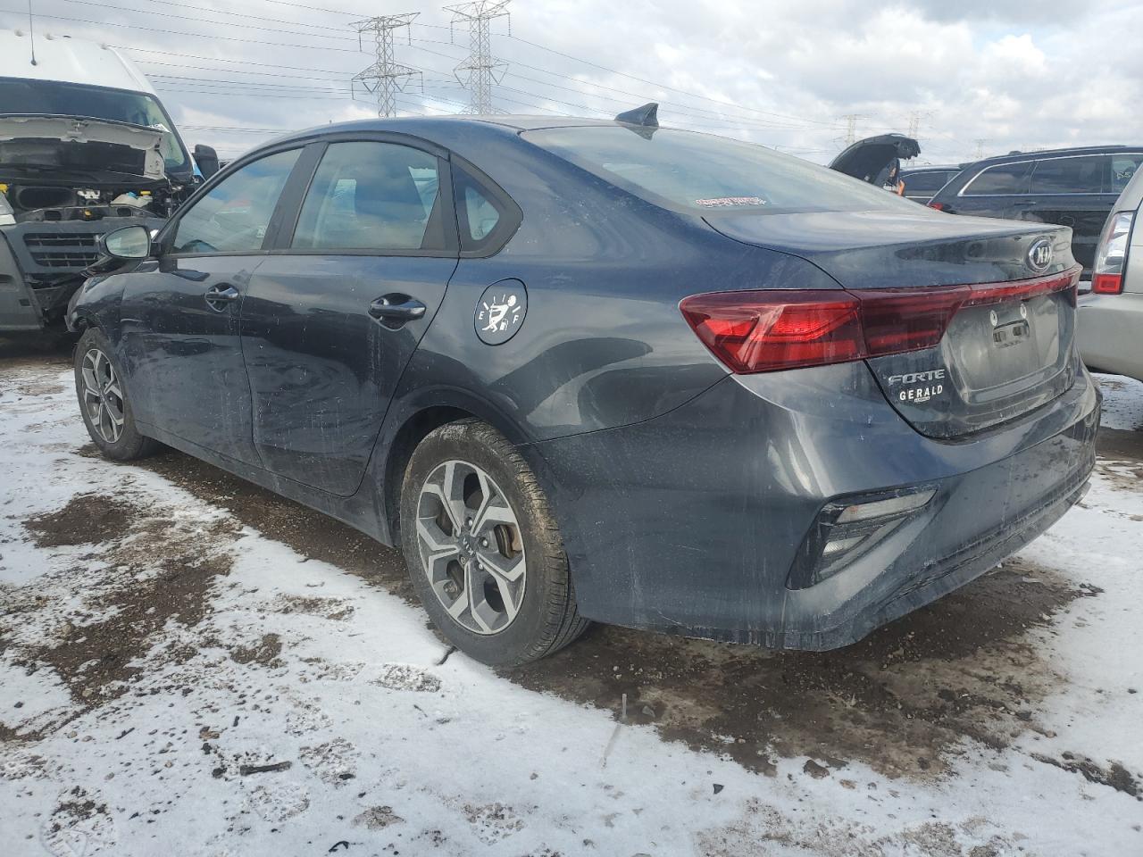 2021 KIA FORTE FE - Фото 2