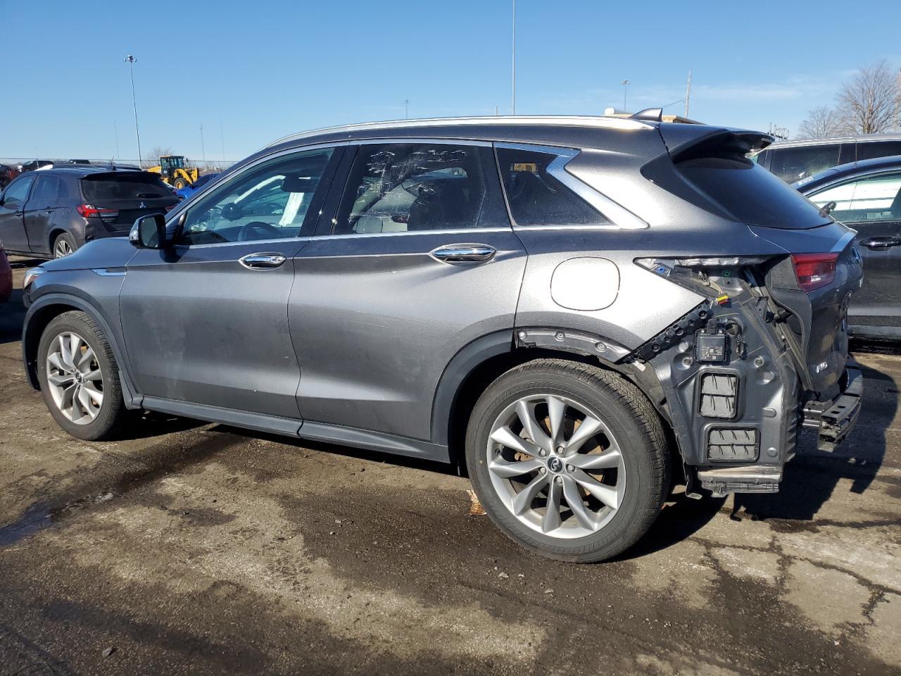 2019 INFINITI QX50 ESSEN - Image 2