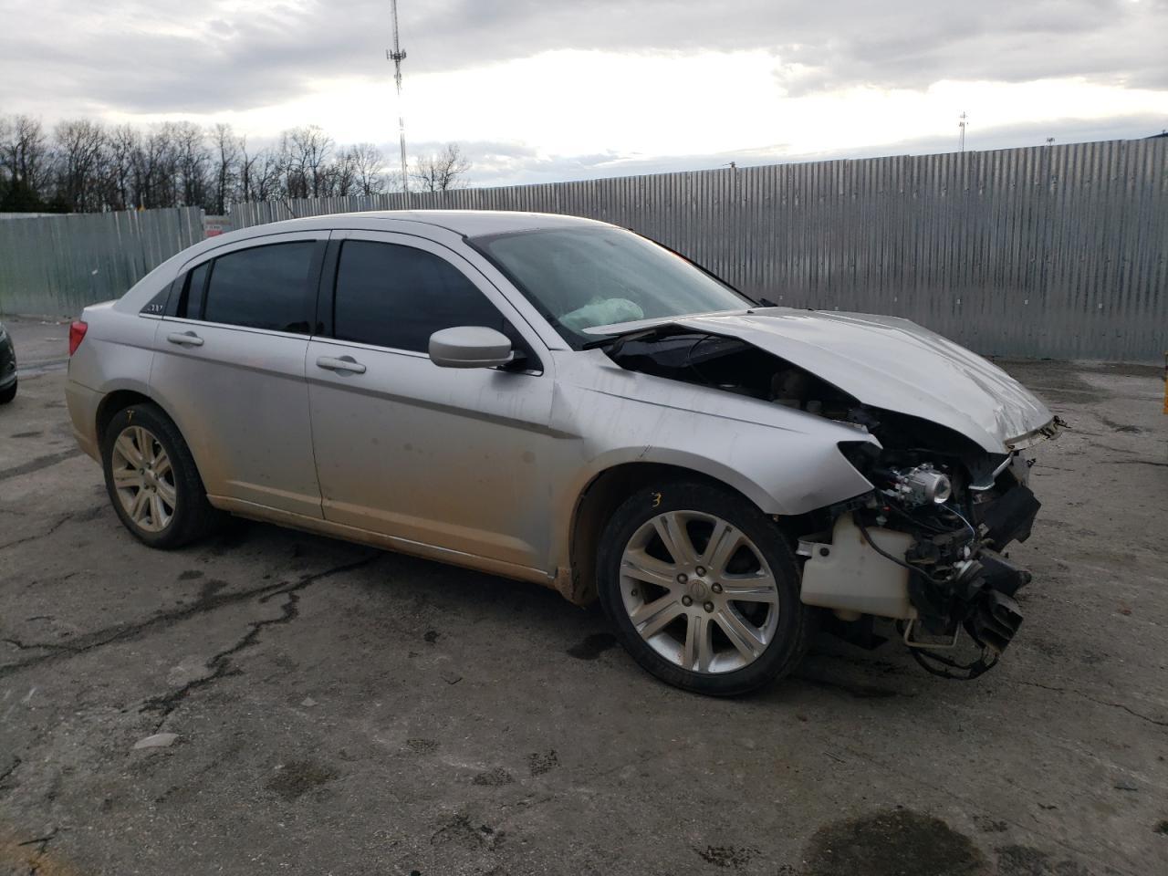 2012 CHRYSLER 200 TOURIN - Фото 4