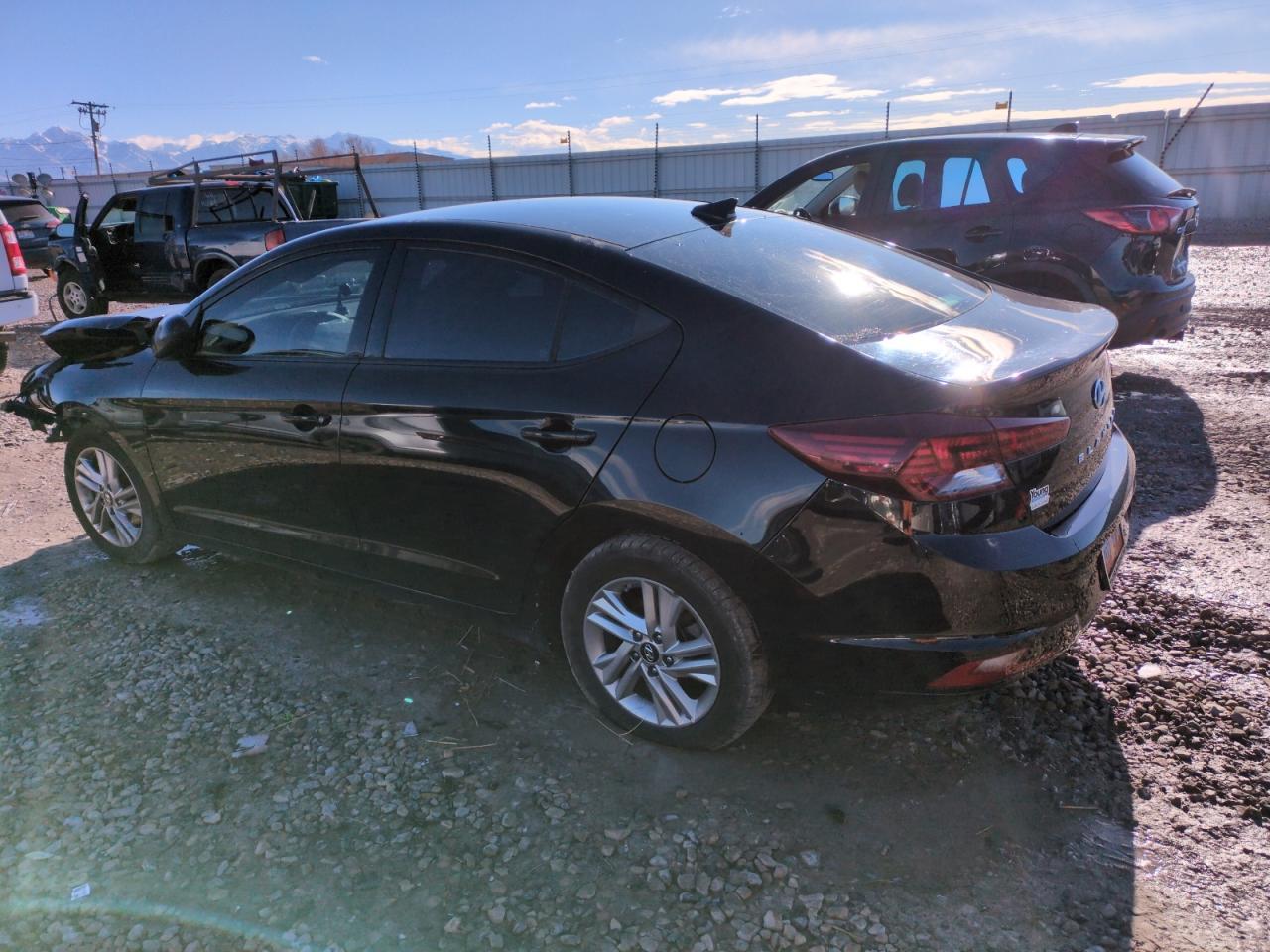 2019 HYUNDAI ELANTRA SE - Фото 2