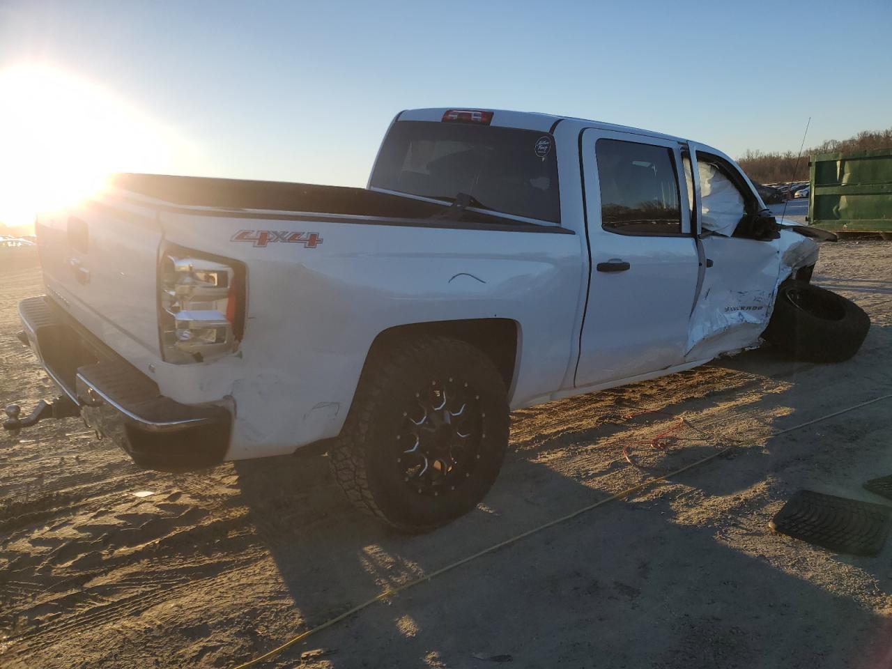 2014 CHEVROLET SILVERADO - Фото 3