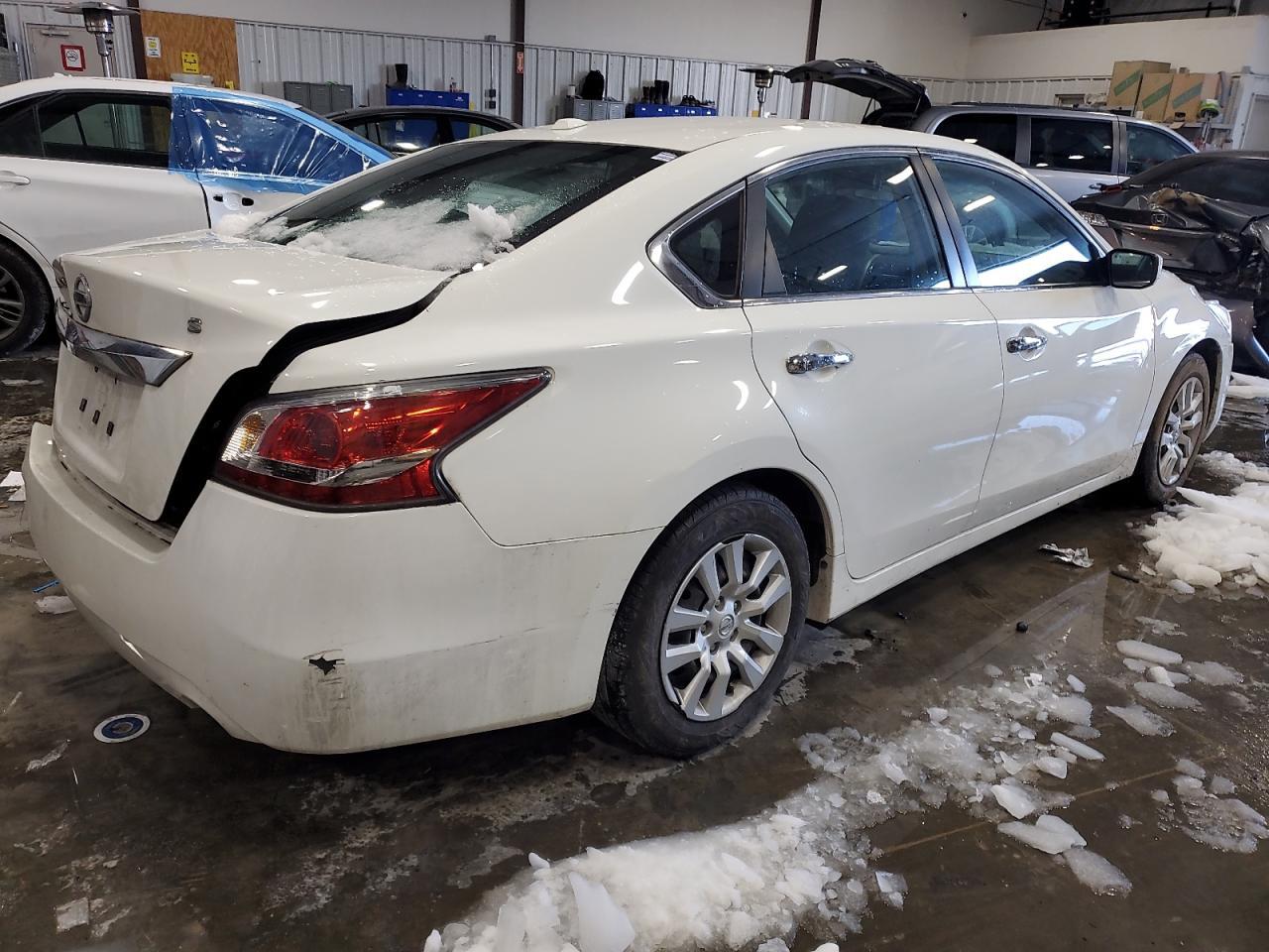 2015 NISSAN ALTIMA 2.5 - Фото 3