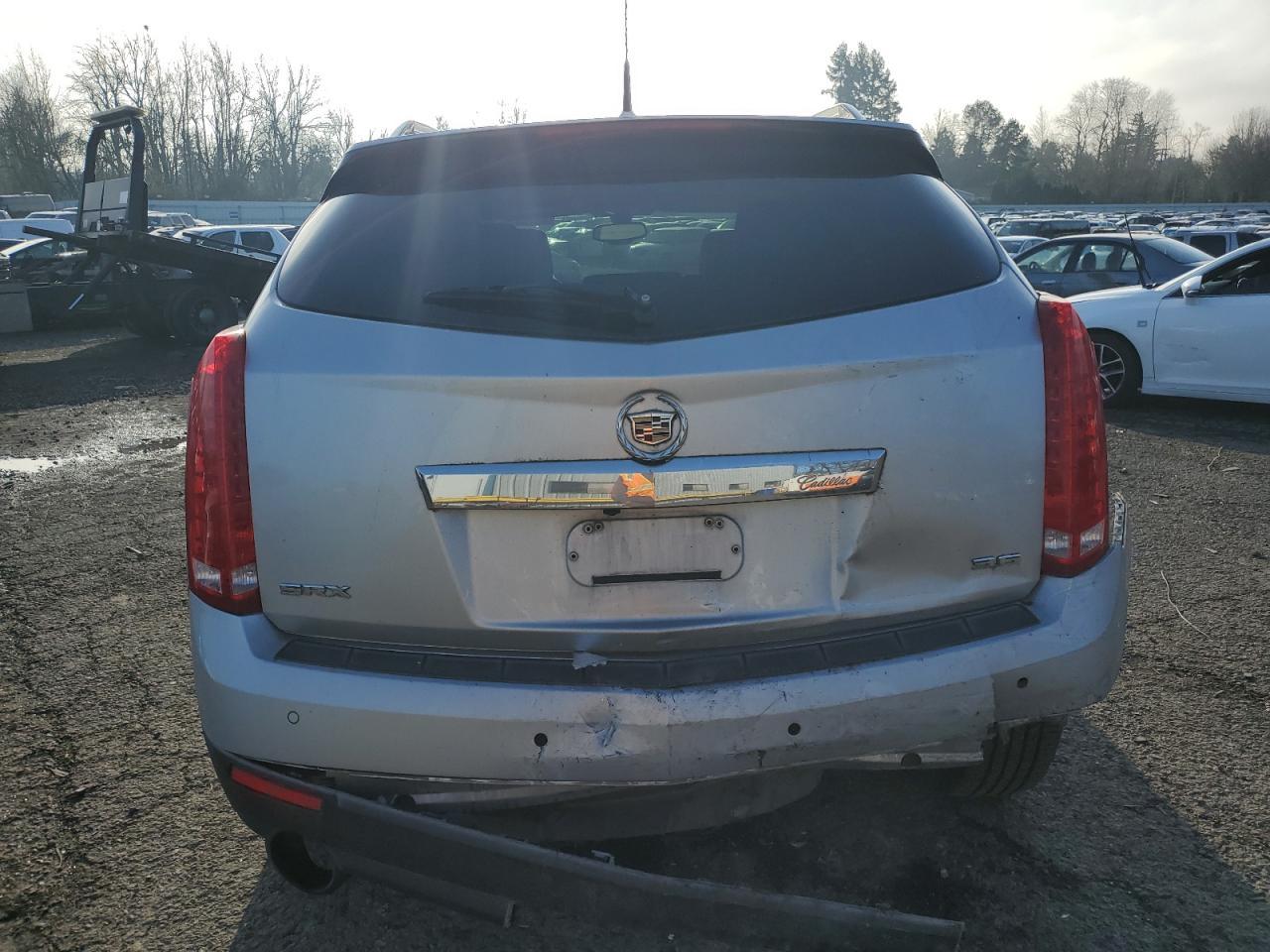 2013 CADILLAC SRX LUXURY - Image 6