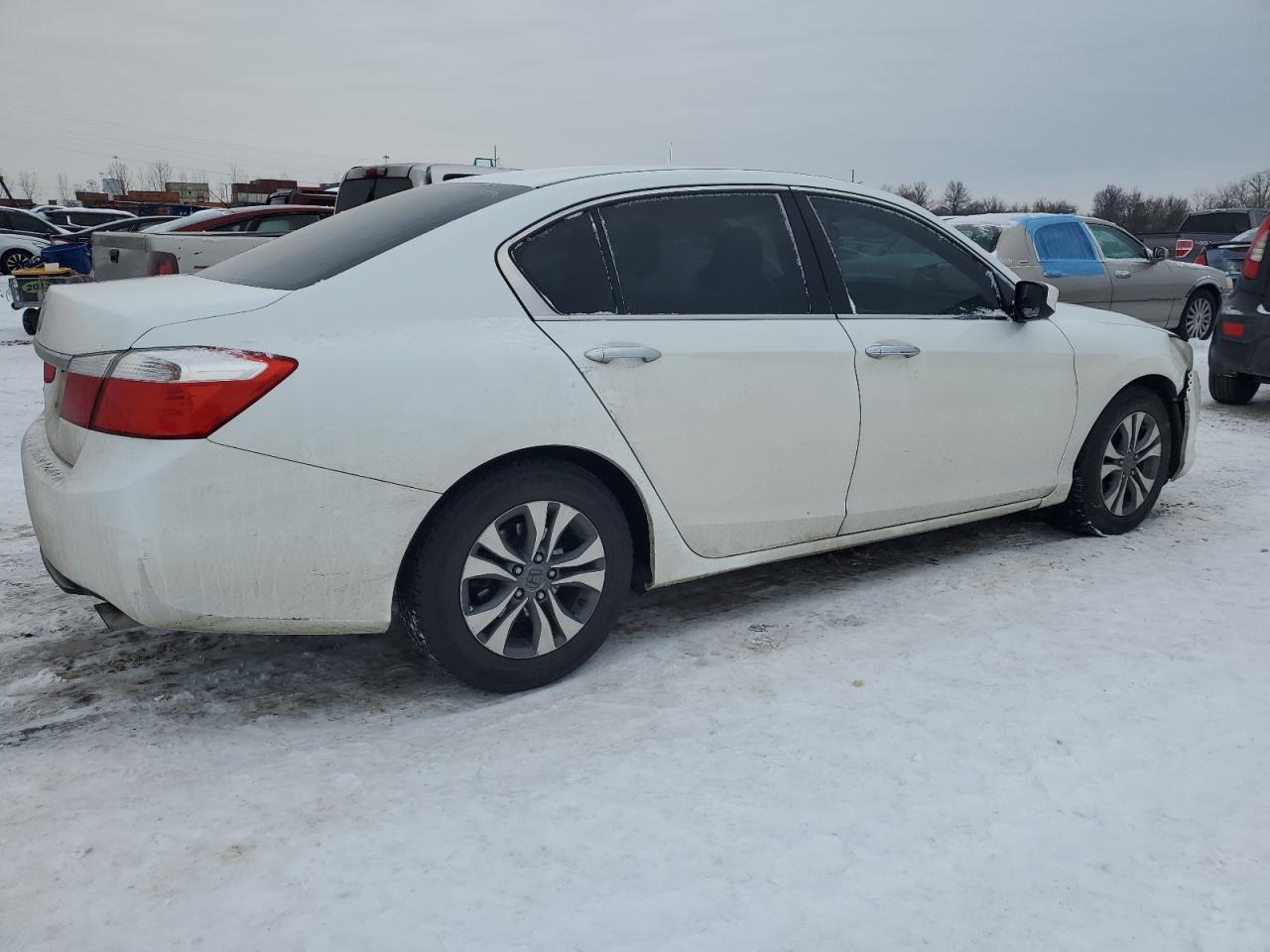 2014 HONDA ACCORD LX - Фото 3