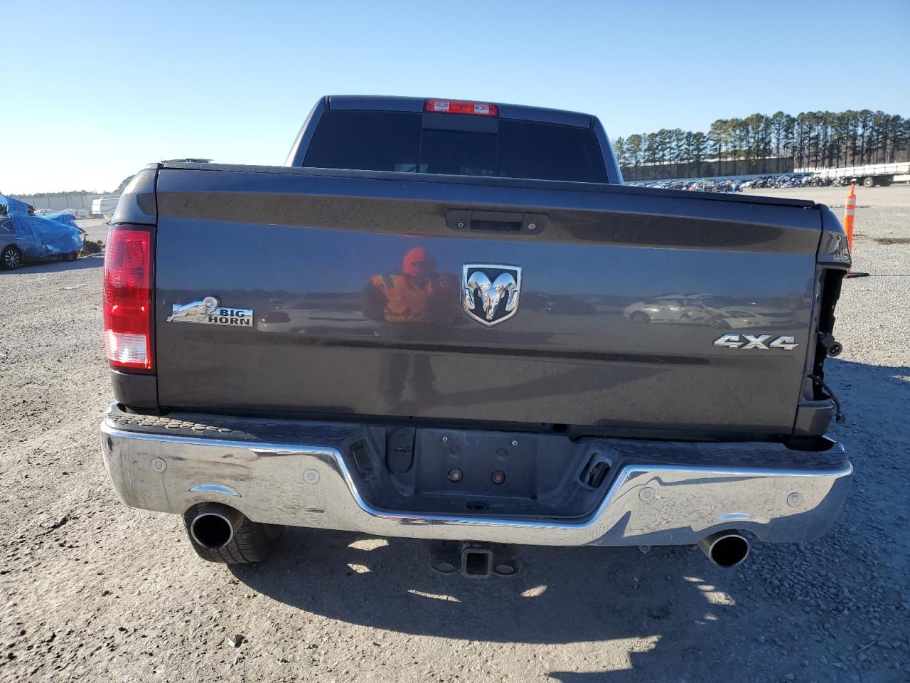 2017 RAM 1500 SLT - Фото 6