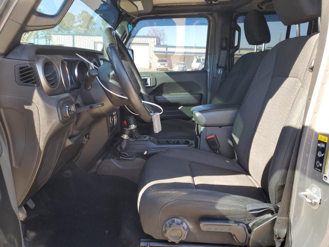 2020 JEEP GLADIATOR - Image 7