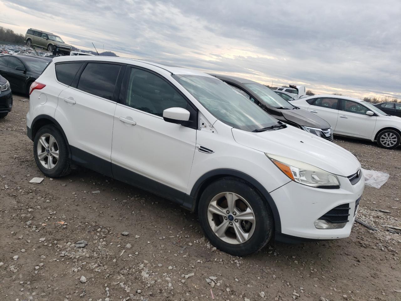2015 FORD ESCAPE SE - Image 4