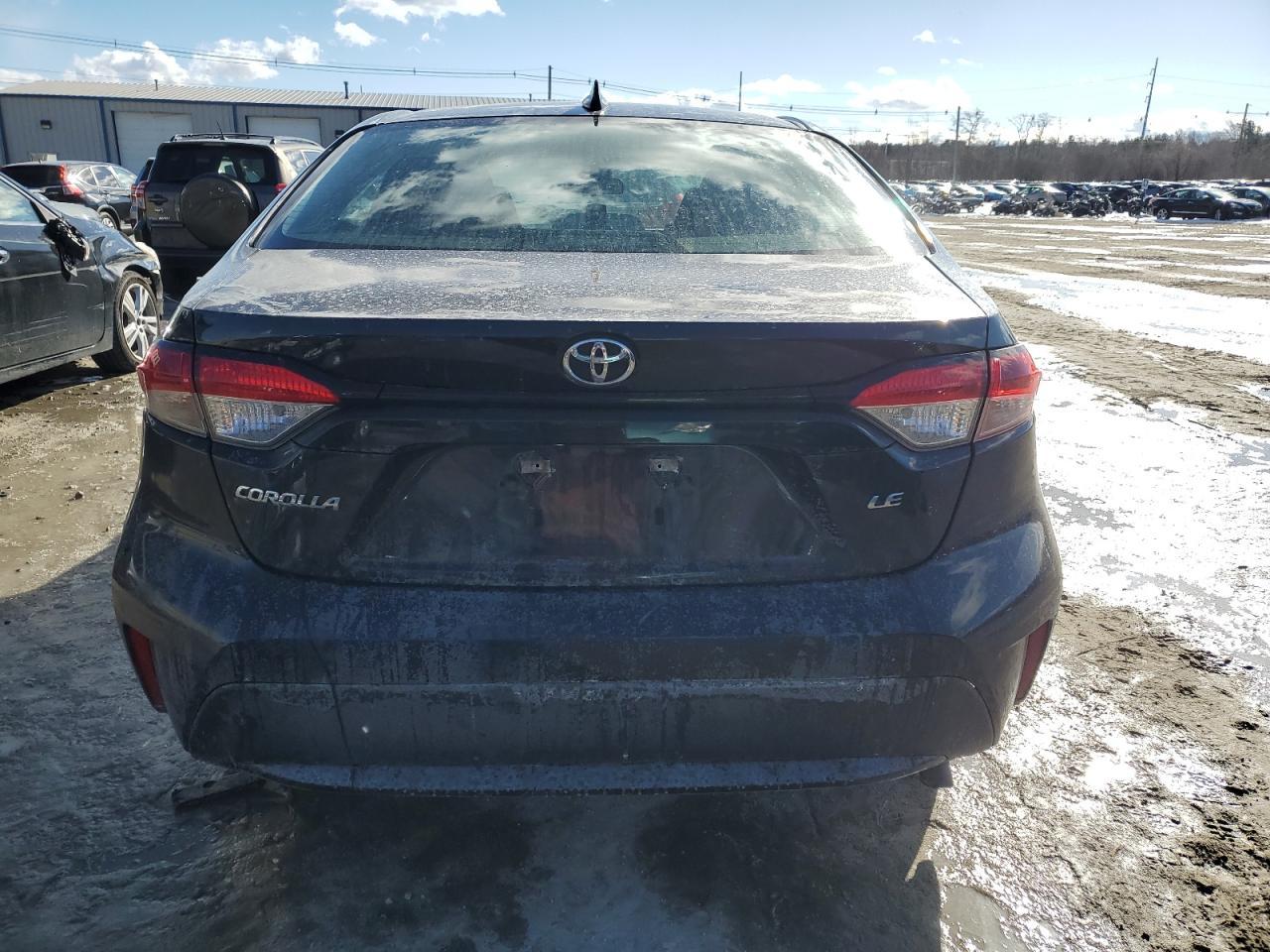 2021 TOYOTA COROLLA LE - Фото 6