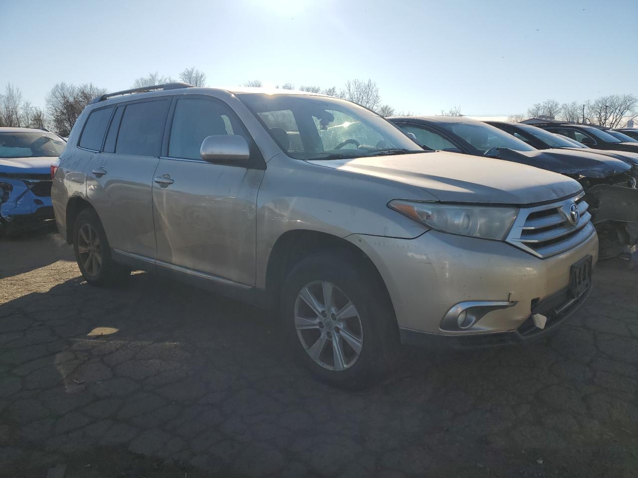 2011 TOYOTA HIGHLANDER - Фото 4