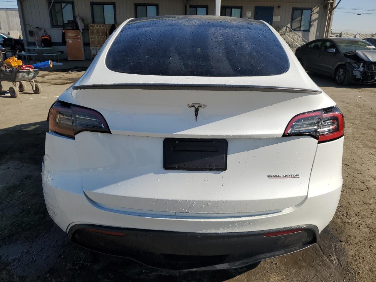 2023 TESLA MODEL Y - Фото 6