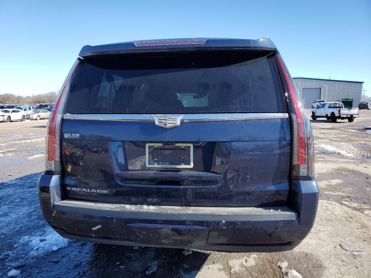 2017 CADILLAC ESCALADE E - Фото 6