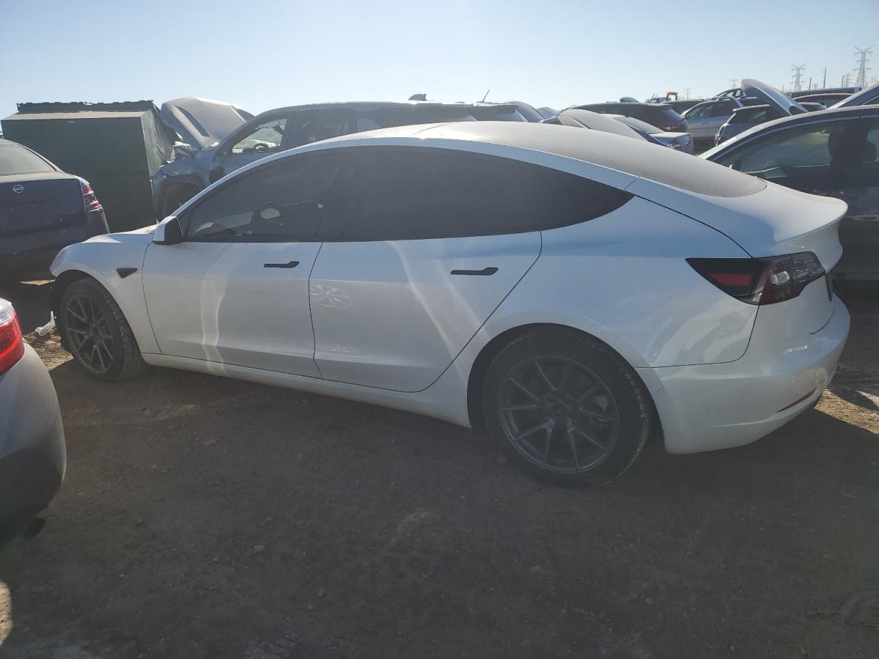 2022 TESLA MODEL 3 - Image 2