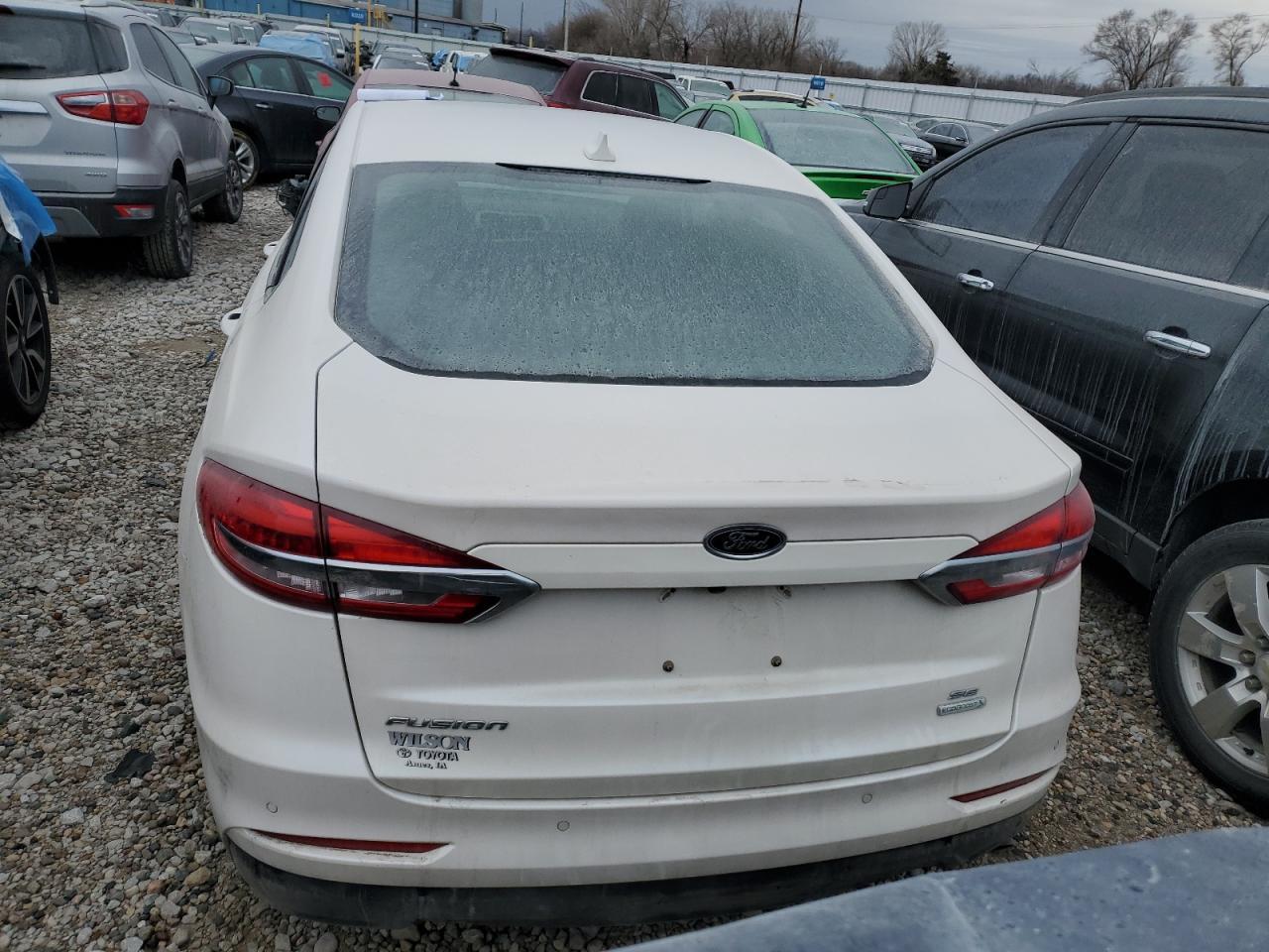 2020 FORD FUSION SE - Image 6