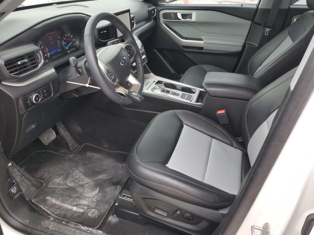 2023 FORD EXPLORER X - Фото 7