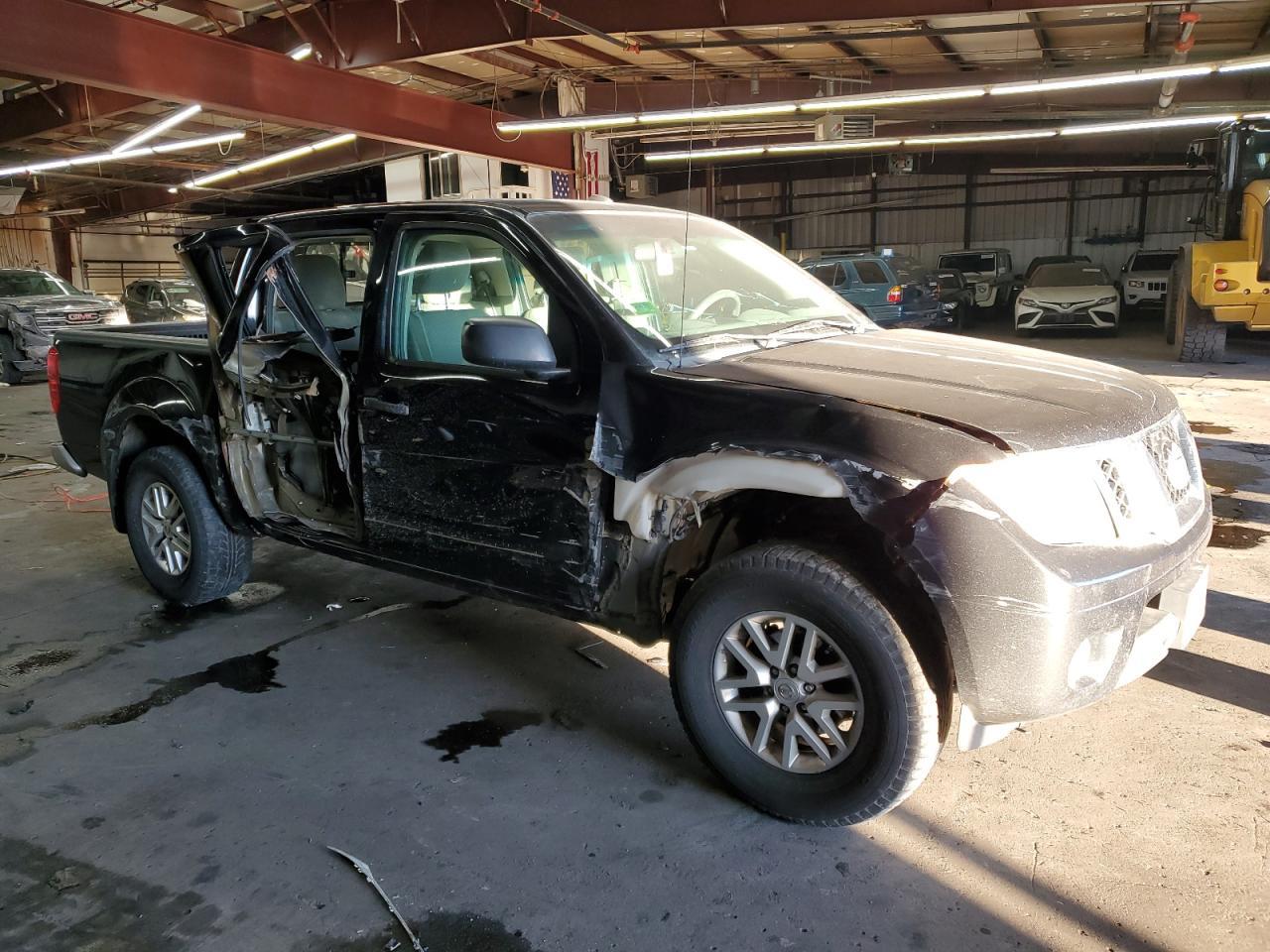 2017 NISSAN FRONTIER S - Фото 4