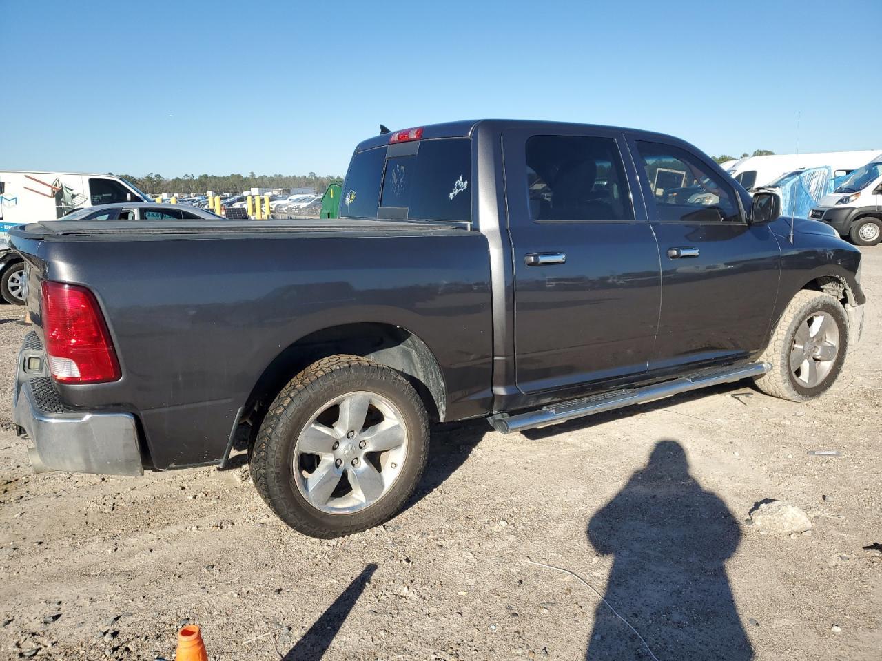 2014 RAM 1500 SLT - Фото 3