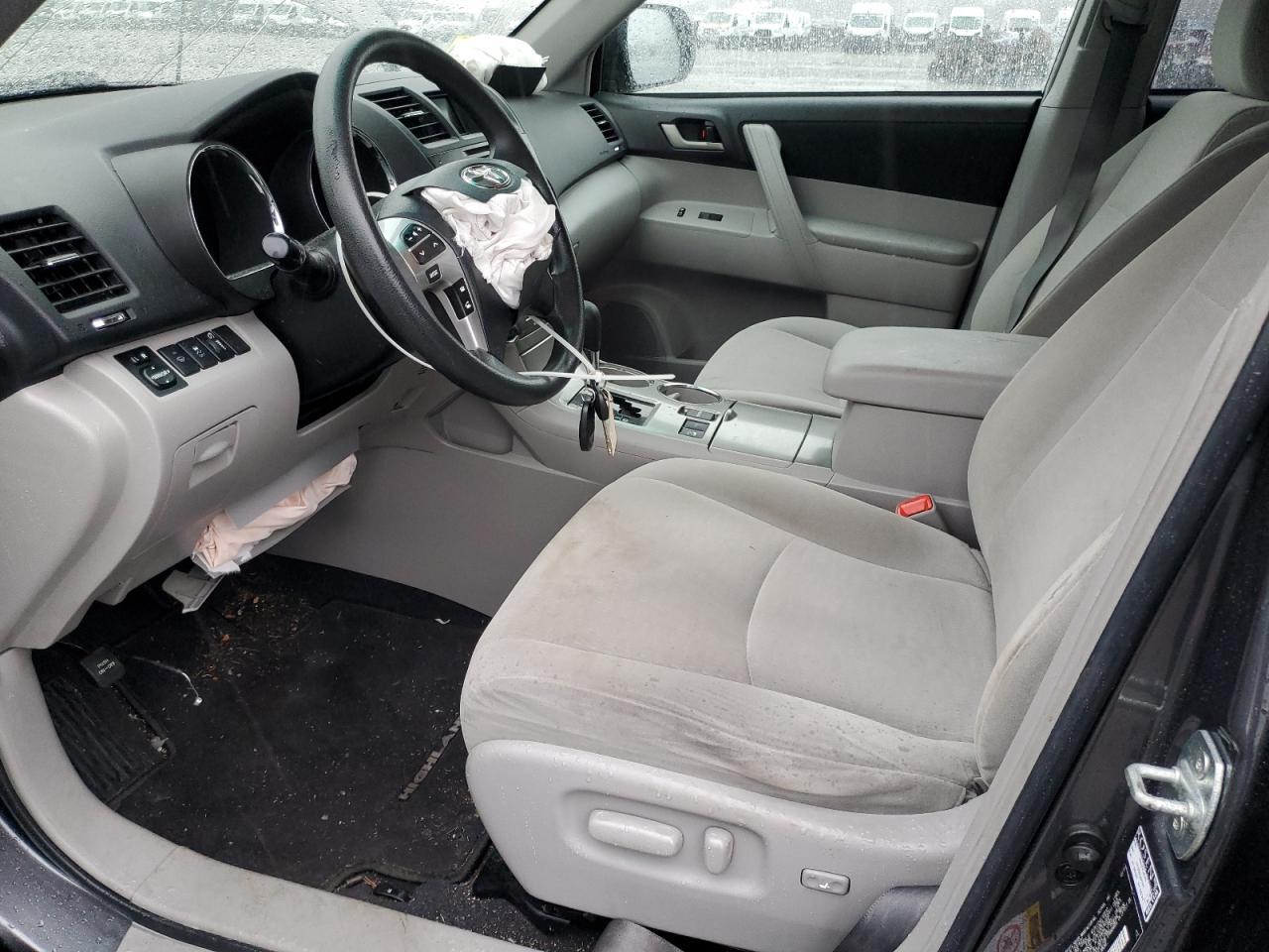 2012 TOYOTA HIGHLANDER - Image 7