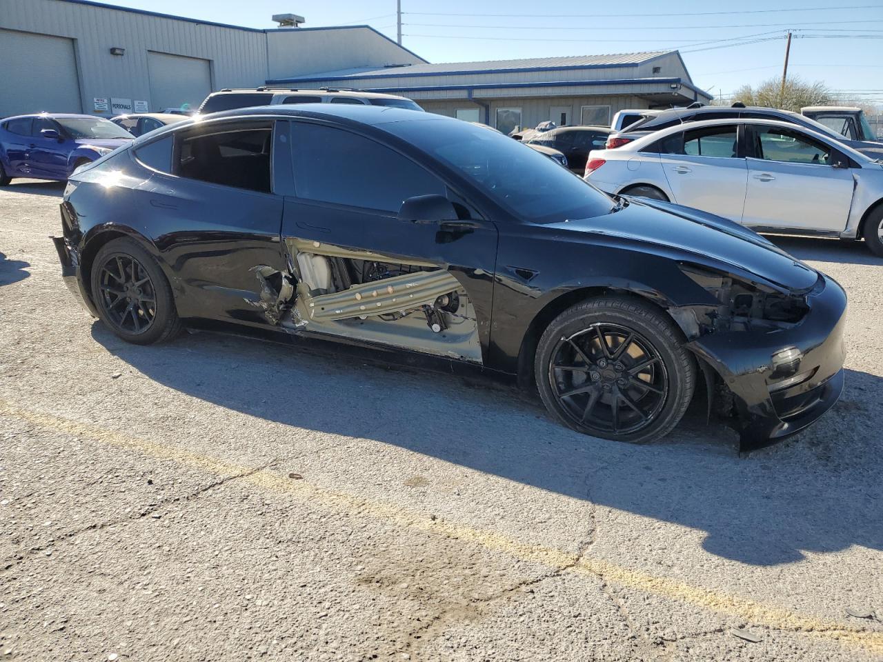 2021 TESLA MODEL 3 - Image 4