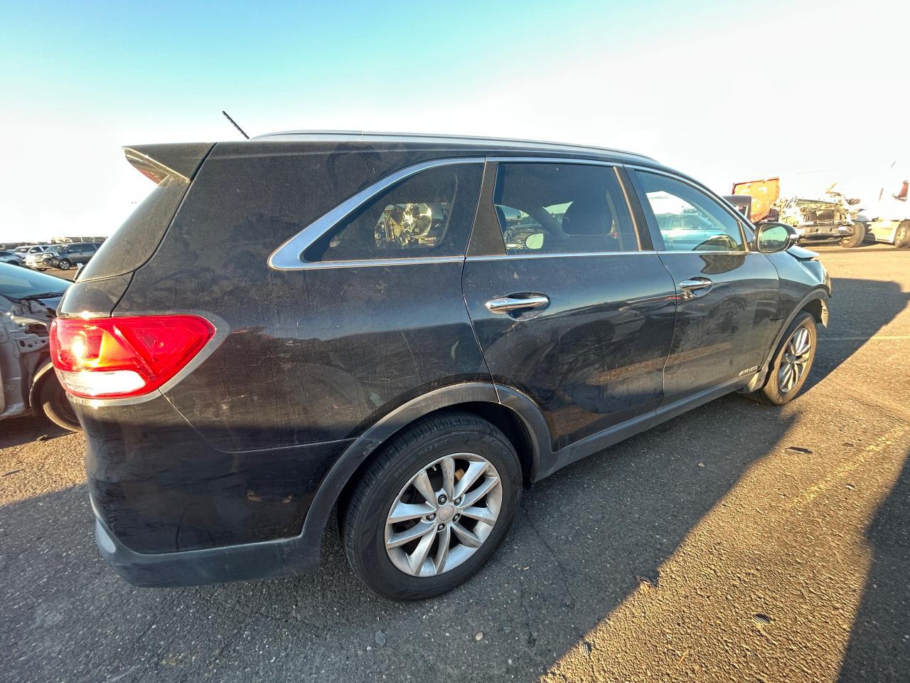 2016 KIA SORENTO LX - Image 3