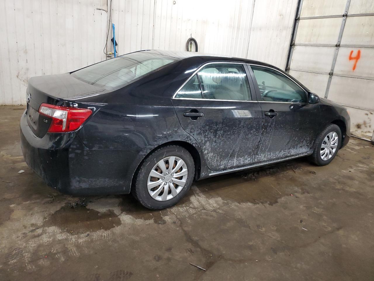2014 TOYOTA CAMRY L - Image 3