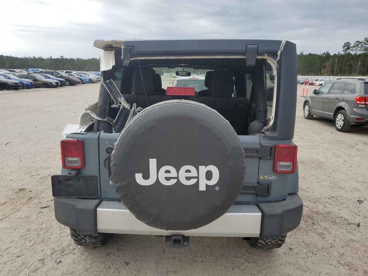 2014 JEEP WRANGLER U - Фото 6