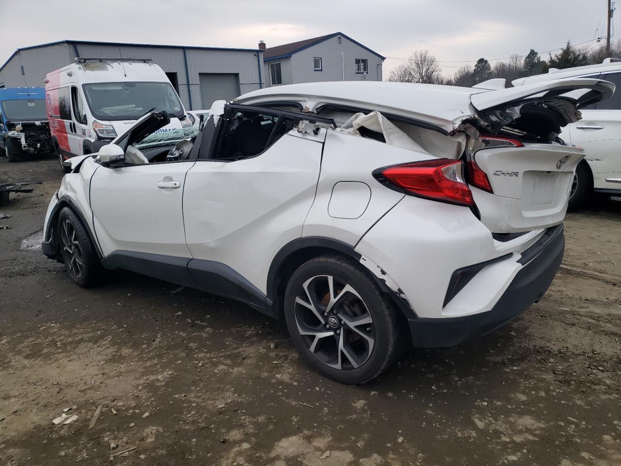 2018 TOYOTA C-HR XLE - Фото 2