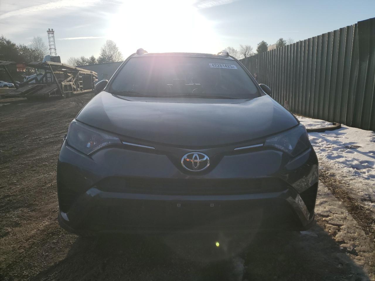 2016 TOYOTA RAV4 LE - Фото 5
