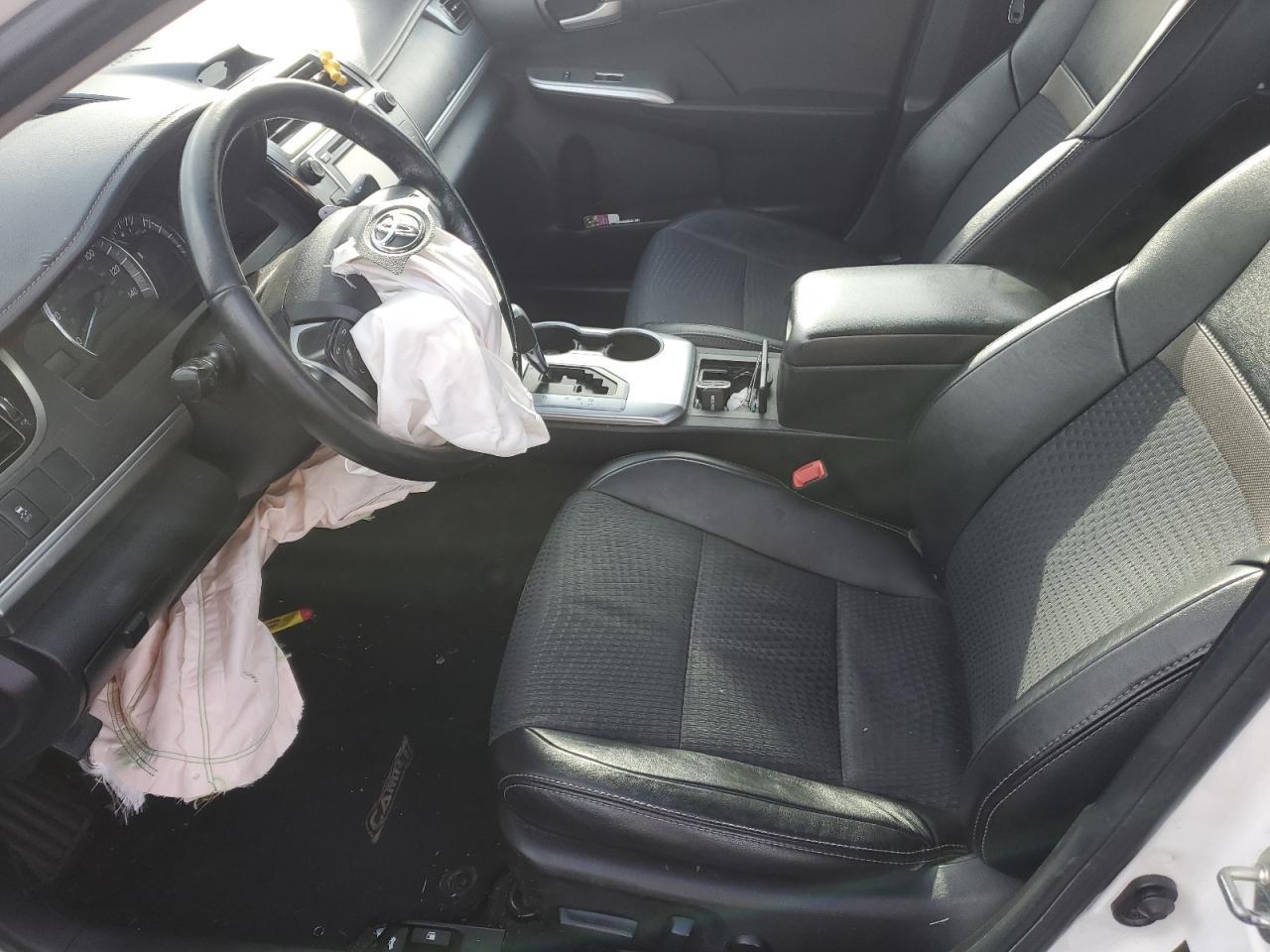 2014 TOYOTA CAMRY L - Фото 7